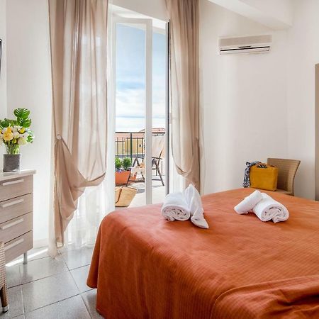 Hotel Villa Teresa Loano Dış mekan fotoğraf